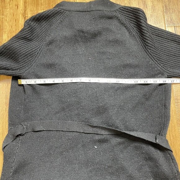 Trina Turk cardigan sweater belt merino wool size medium m - Picture 9 of 9